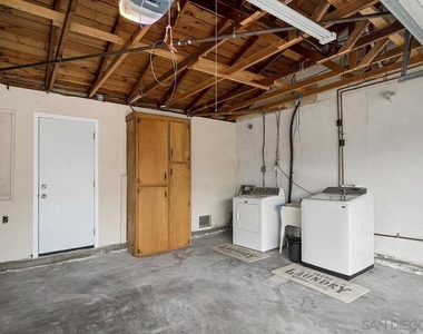 4148 Cole Way - Photo Thumbnail 36