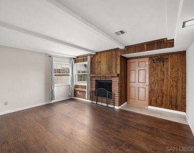 4148 Cole Way - Photo Thumbnail 4