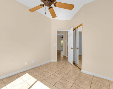 79851 Carmel Valley Avenue - Photo Thumbnail 20