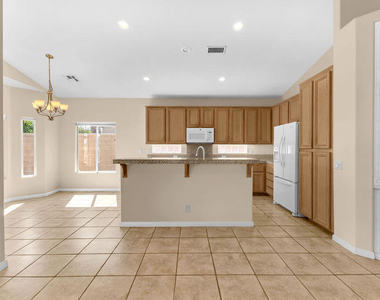 79851 Carmel Valley Avenue - Photo Thumbnail 7