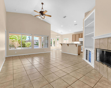 79851 Carmel Valley Avenue - Photo Thumbnail 3