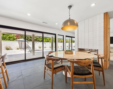 2063 S Broadmoor Drive - Photo Thumbnail 12
