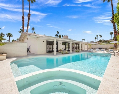 2063 S Broadmoor Drive - Photo Thumbnail 48