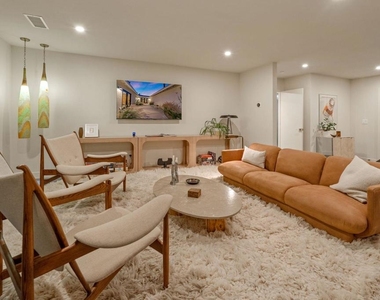 2063 S Broadmoor Drive - Photo Thumbnail 61