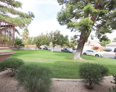 9639 Spyglass Avenue - Photo Thumbnail 11