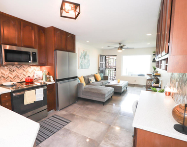 9639 Spyglass Avenue - Photo Thumbnail 6