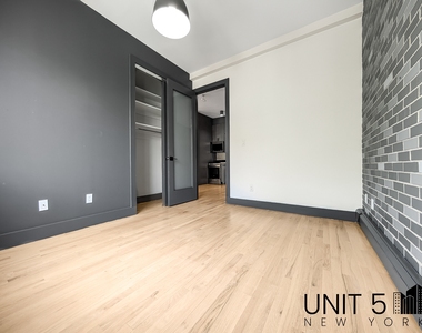 15 Judge Street - Photo Thumbnail 4