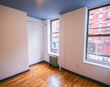 East 5th Street - Photo Thumbnail 2