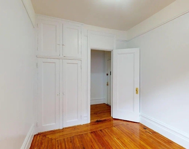 West 146 Street - Photo Thumbnail 11