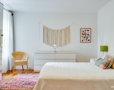 715 Ocean Parkway - Photo Thumbnail 5