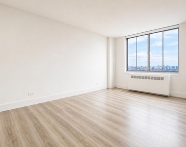 1735 York Avenue - Photo Thumbnail 3