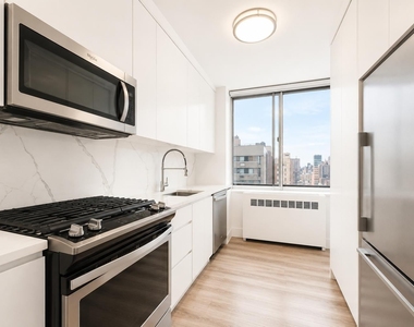 1735 York Avenue - Photo Thumbnail 5