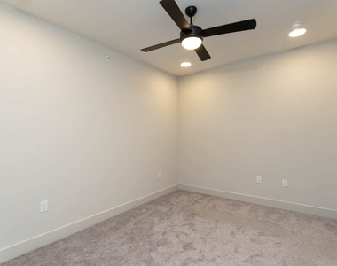 2900 Canton St - Photo Thumbnail 67