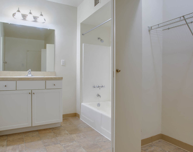 1500 Massachusetts Avenue Nw - Photo Thumbnail 46