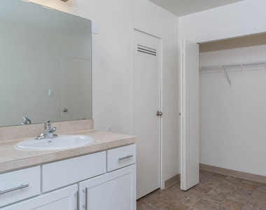 1500 Massachusetts Avenue Nw - Photo Thumbnail 54