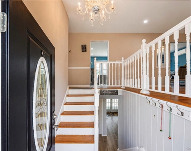 309 Sunrise Drive - Photo Thumbnail 29