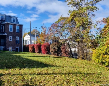 219 Mill Street - Photo Thumbnail 5