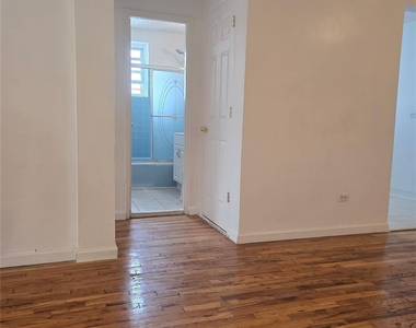 83-36 Beverly Road - Photo Thumbnail 5