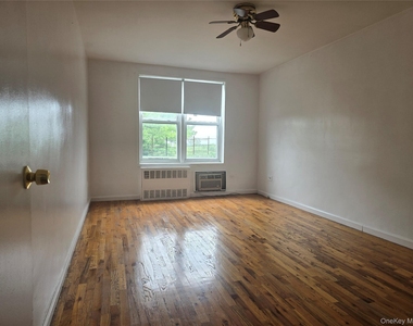 83-36 Beverly Road - Photo Thumbnail 7