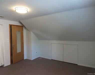 120 Cerny Place - Photo Thumbnail 7
