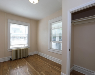 144 Saint James Street - Photo Thumbnail 7