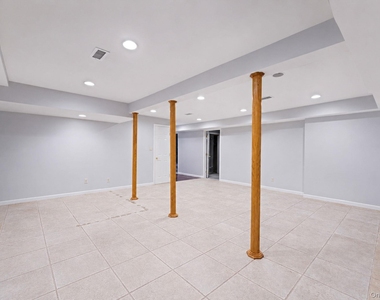 101 Raspberry Court - Photo Thumbnail 37