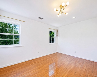 101 Raspberry Court - Photo Thumbnail 26