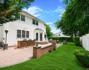 101 Raspberry Court - Photo Thumbnail 2