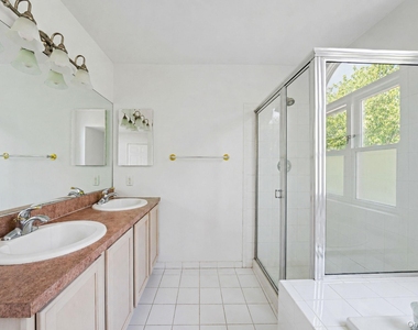 101 Raspberry Court - Photo Thumbnail 33