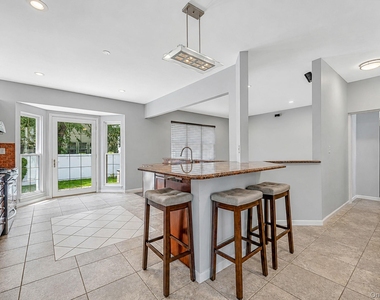 101 Raspberry Court - Photo Thumbnail 12
