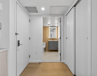 3371 Prince Street - Photo Thumbnail 2