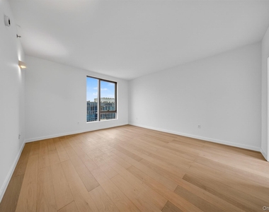 3371 Prince Street - Photo Thumbnail 8