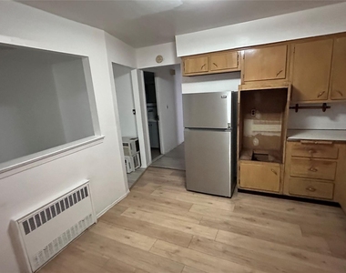 10324 121st Street - Photo Thumbnail 2