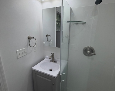 22 John Street - Photo Thumbnail 14