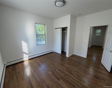 22 John Street - Photo Thumbnail 8
