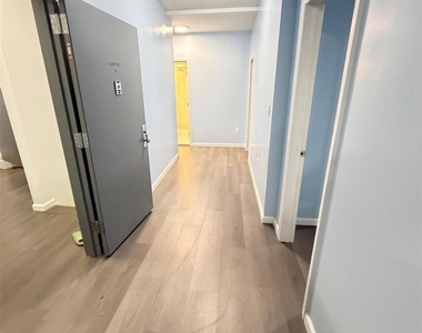 8748 78th Street - Photo Thumbnail 6