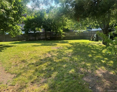 27 Keogh Lane - Photo Thumbnail 12