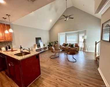 408 Pine Creek Road - Photo Thumbnail 2