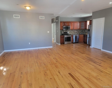 14612 181st Street - Photo Thumbnail 2