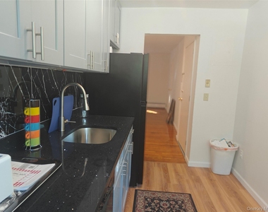 5 Wildwood Drive - Photo Thumbnail 5