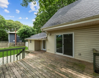 241 Pawnee Avenue - Photo Thumbnail 14