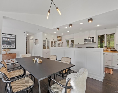 46 E Pond Lilly Road - Photo Thumbnail 7