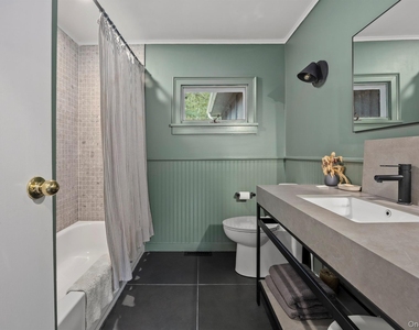 46 E Pond Lilly Road - Photo Thumbnail 12