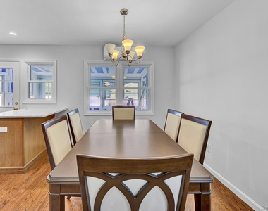 28 N 12th Street - Photo Thumbnail 10