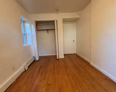 185 Union Street - Photo Thumbnail 11