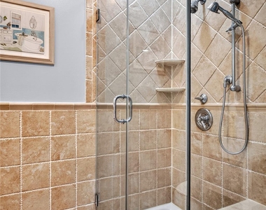 21 Travers Street - Photo Thumbnail 22