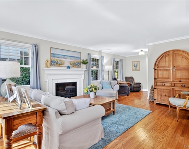 21 Travers Street - Photo Thumbnail 4