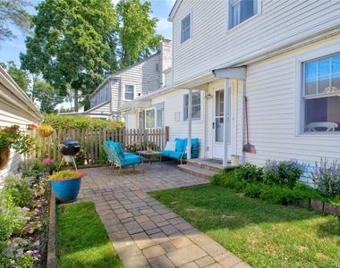21 Travers Street - Photo Thumbnail 28