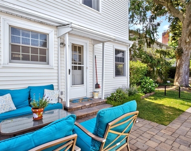 21 Travers Street - Photo Thumbnail 27