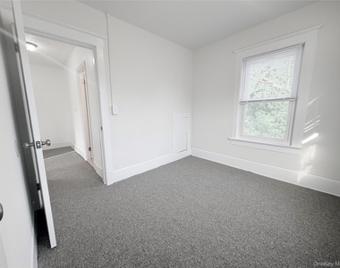 406 Tower Avenue - Photo Thumbnail 19